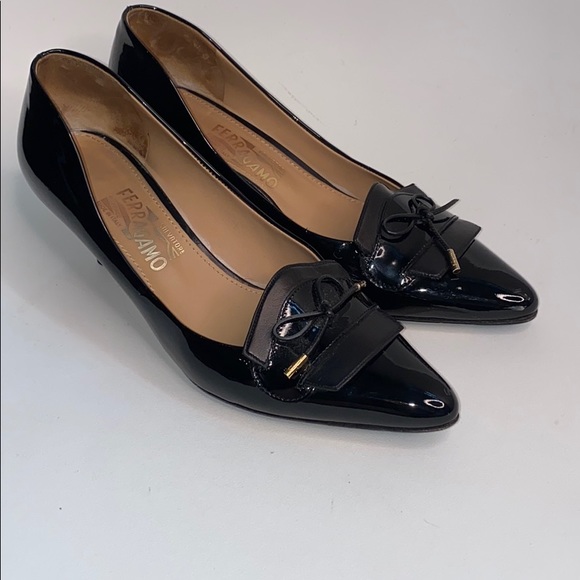 Salvatore Ferragamo Shoes - Ferragamo black bow patent kitten heels 8 B